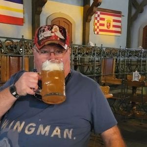 Meet your Posher, Veronica